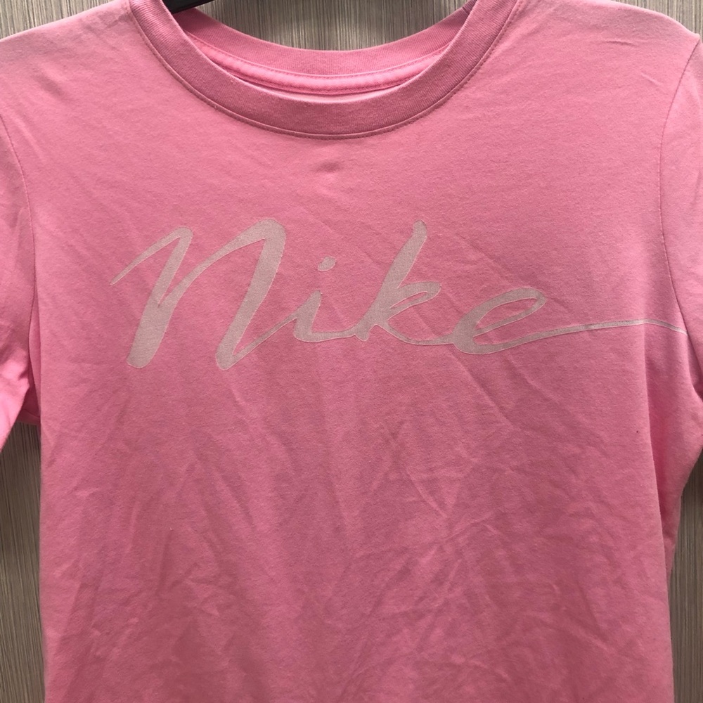 Nike T Shirt